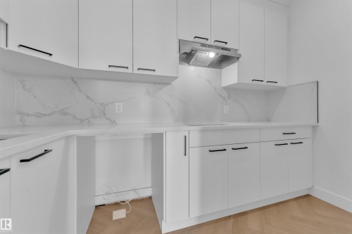 103 28 Street, Edmonton, AB - Indoor