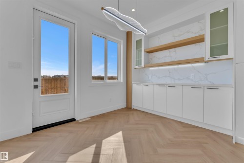 103 28 Street, Edmonton, AB - Indoor Photo Showing Other Room