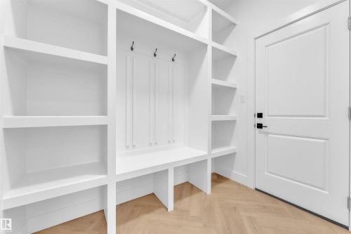 103 28 Street, Edmonton, AB - Indoor Photo Showing Other Room