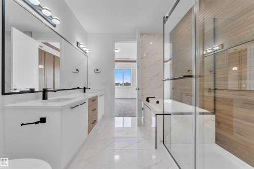 103 28 Street, Edmonton, AB - Indoor Photo Showing Bathroom
