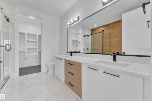 103 28 Street, Edmonton, AB - Indoor Photo Showing Bathroom