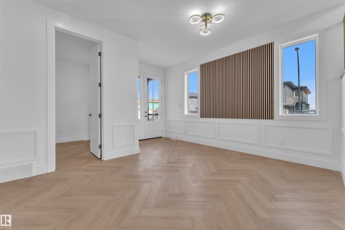103 28 Street, Edmonton, AB - Indoor Photo Showing Other Room