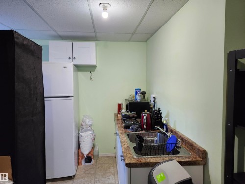 12026 167B Avenue, Edmonton, AB - Indoor Photo Showing Other Room