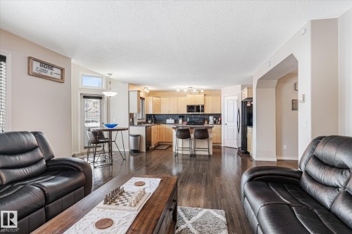 66 Nadine Way, St. Albert, AB - Indoor Photo Showing Living Room