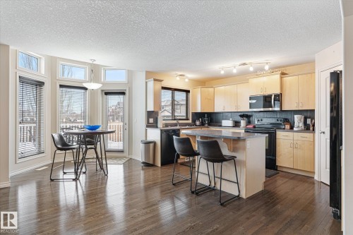 66 Nadine Way, St. Albert, AB - Indoor Photo Showing Kitchen
