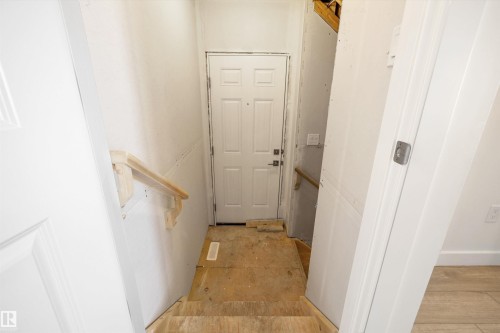 4594 Warbler Loop, Edmonton, AB - Indoor Photo Showing Other Room