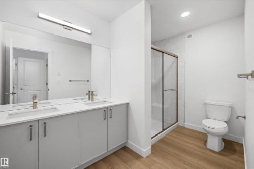 2816 190 Street, Edmonton, AB - Indoor Photo Showing Bathroom