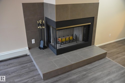 11176 83 Avenue, Edmonton, AB - Indoor With Fireplace