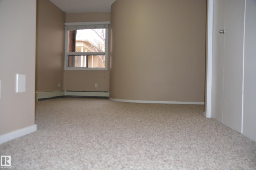 11176 83 Avenue, Edmonton, AB - Indoor Photo Showing Other Room