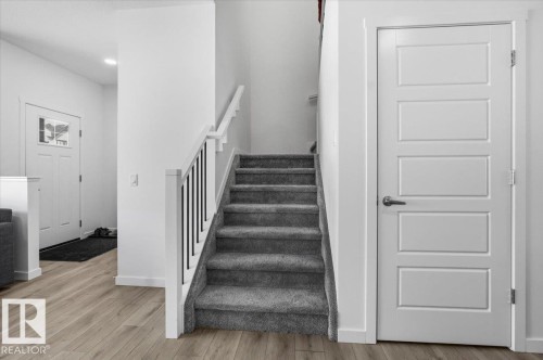 3323 Erlanger Bend, Edmonton, AB - Indoor Photo Showing Other Room