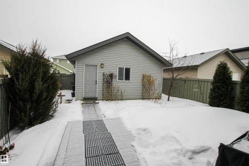 7200 Cardinal Way, Edmonton, AB - Outdoor