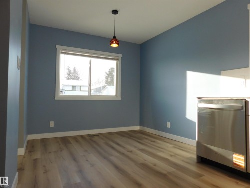 12112 150 Avenue, Edmonton, AB - Indoor Photo Showing Other Room