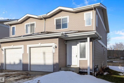 5 130 Hyndman Crescent, Edmonton, AB - Outdoor