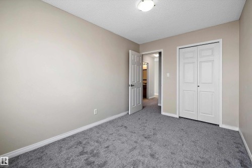 5 130 Hyndman Crescent, Edmonton, AB - Indoor Photo Showing Other Room