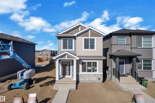 752 Mattson Drive, Edmonton, AB - Outdoor With Facade