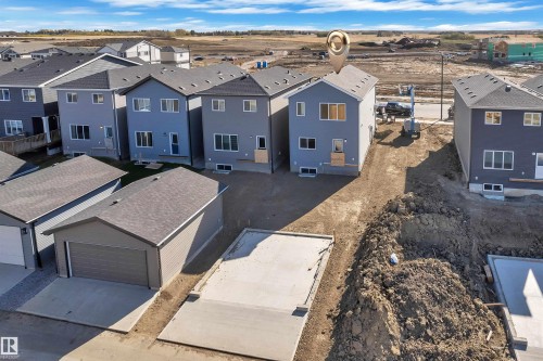 752 Mattson Drive, Edmonton, AB - Outdoor