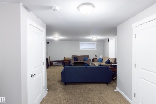 888 Cy Becker Drive, Edmonton, AB - Indoor