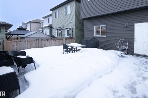 888 Cy Becker Drive, Edmonton, AB - Outdoor With Exterior