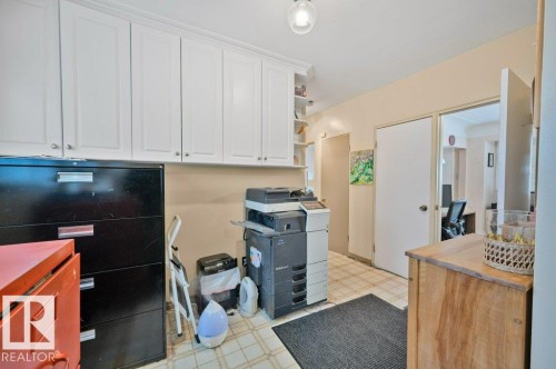8155 79 Avenue, Edmonton, AB - Indoor Photo Showing Kitchen