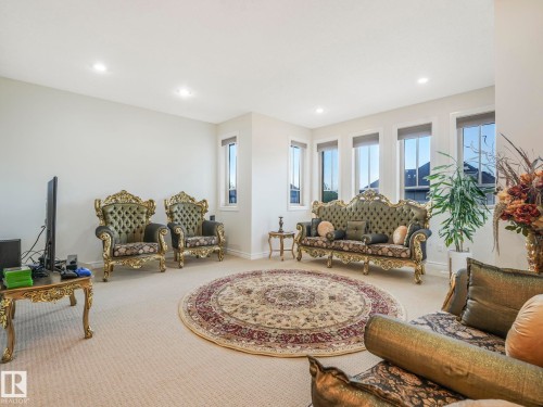 2651 Anderson Crescent, Edmonton, AB - Indoor Photo Showing Living Room