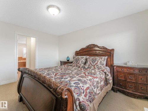 2651 Anderson Crescent, Edmonton, AB - Indoor Photo Showing Bedroom
