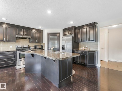 2651 Anderson Crescent, Edmonton, AB - Indoor Photo Showing Kitchen With Stainless Steel Kitchen With Double Sink With Upgraded Kitchen