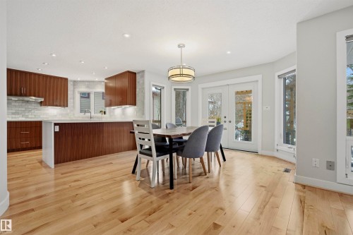 9324 95 Street, Edmonton, AB - Indoor