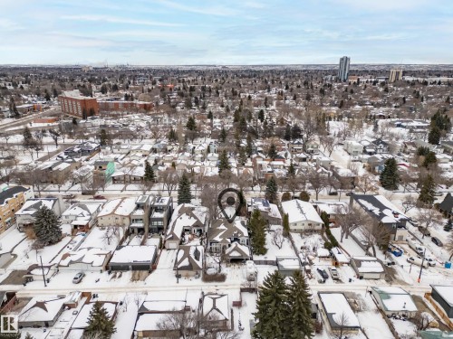 9324 95 Street, Edmonton, AB - Outdoor With View
