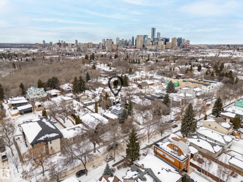 9324 95 Street, Edmonton, AB - Outdoor With View
