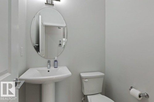 92 Ratelle Circle, St. Albert, AB - Indoor Photo Showing Bathroom