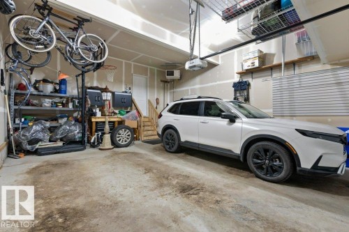 92 Ratelle Circle, St. Albert, AB - Indoor Photo Showing Garage