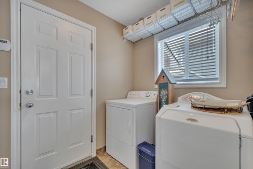 5 Elbow Place, St. Albert, AB - Indoor Photo Showing Laundry Room