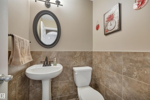 5 Elbow Place, St. Albert, AB - Indoor Photo Showing Bathroom