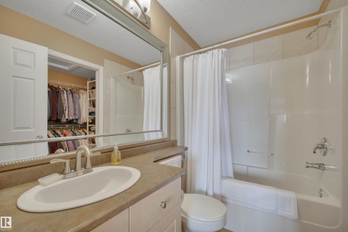 5 Elbow Place, St. Albert, AB - Indoor Photo Showing Bathroom