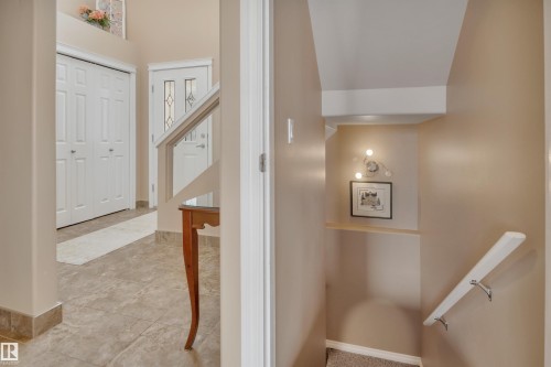 5 Elbow Place, St. Albert, AB - Indoor Photo Showing Other Room