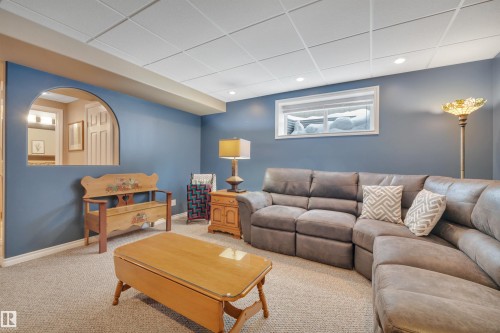 5 Elbow Place, St. Albert, AB - Indoor