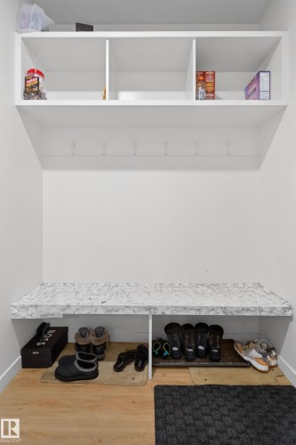9194 Pear Drive Sw, Edmonton, AB - Indoor With Storage