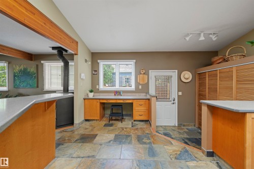 11622 76 Avenue, Edmonton, AB - Indoor