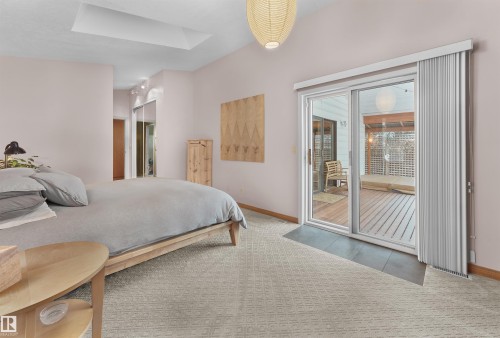 11622 76 Avenue, Edmonton, AB - Indoor Photo Showing Bedroom