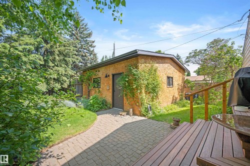 11622 76 Avenue, Edmonton, AB - Outdoor