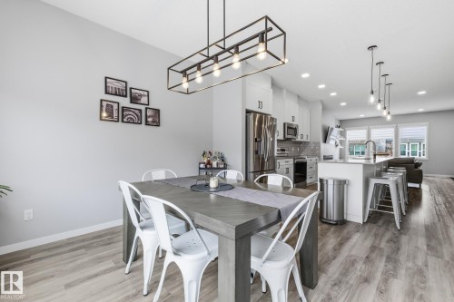 17475 77 Street, Edmonton, AB - Indoor Photo Showing Dining Room