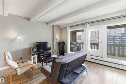 1509 9918 101 Street, Edmonton, AB - Indoor