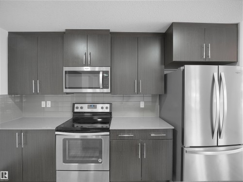 3746 Weidle Crescent, Edmonton, AB - Indoor Photo Showing Kitchen With Upgraded Kitchen