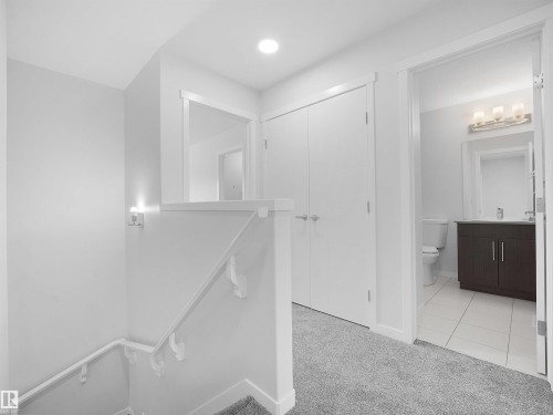 3746 Weidle Crescent, Edmonton, AB - Indoor Photo Showing Other Room