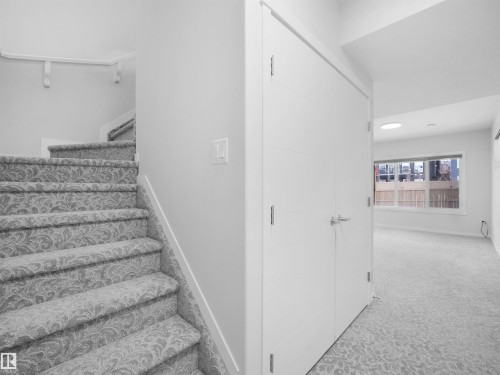 3746 Weidle Crescent, Edmonton, AB - Indoor Photo Showing Other Room