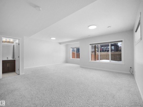 3746 Weidle Crescent, Edmonton, AB - Indoor Photo Showing Other Room