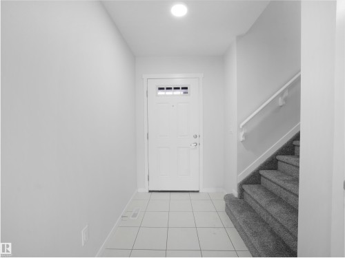 3746 Weidle Crescent, Edmonton, AB - Indoor Photo Showing Other Room