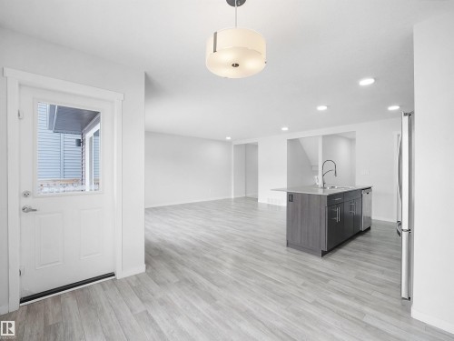 3746 Weidle Crescent, Edmonton, AB - Indoor