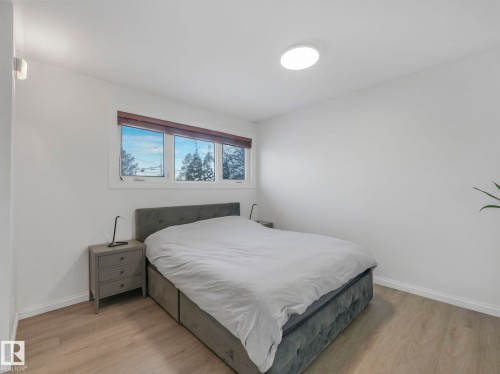 10936 165 Street, Edmonton, AB - Indoor Photo Showing Bedroom
