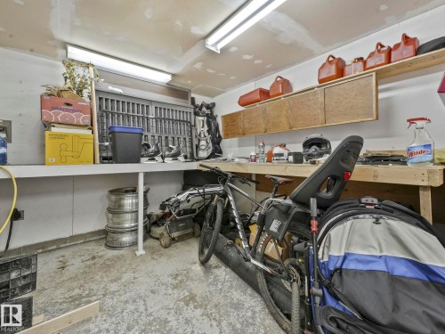 10936 165 Street, Edmonton, AB - Indoor